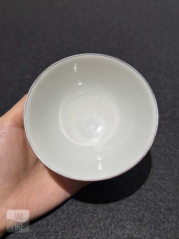清乾隆 粉彩萱花仙草纹小碗 - 图7